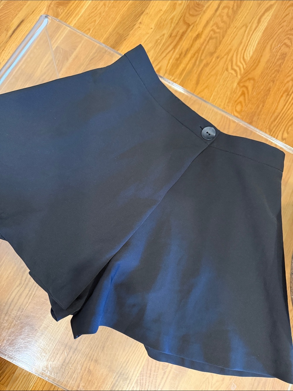 Zara Women’s Flowy Black Shorts